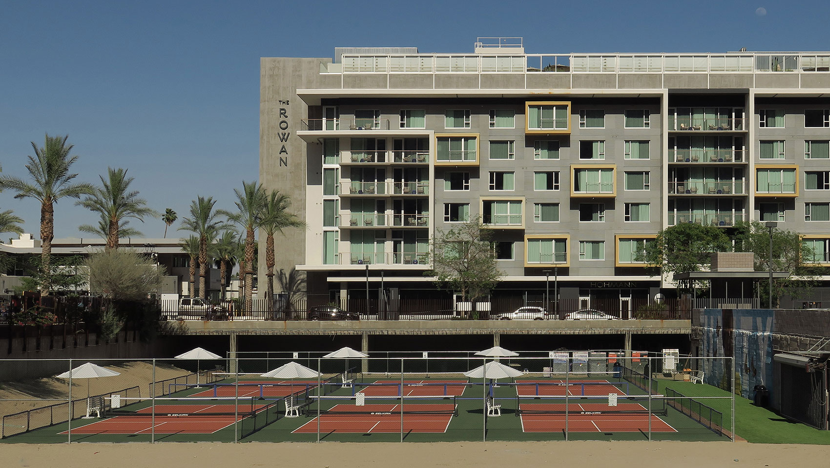 hotel pickleball court