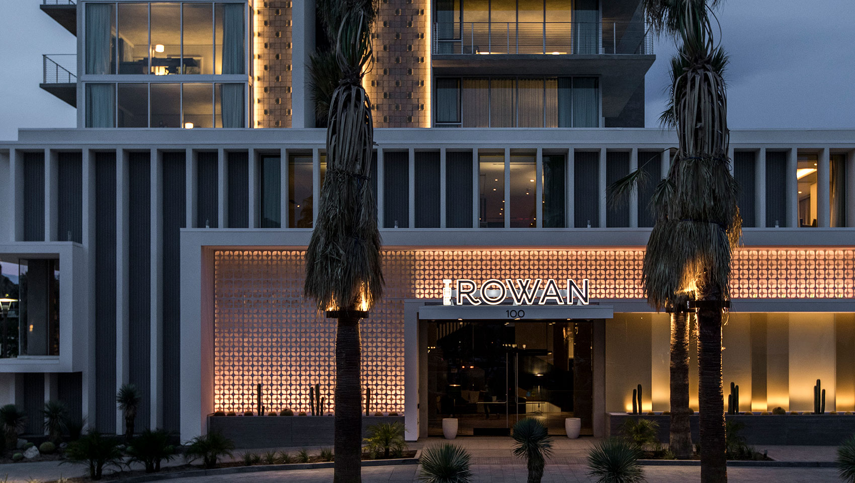 Rowan Hotel Exterior